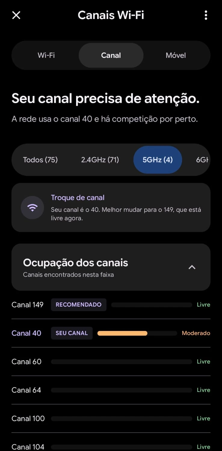 Tela de canais Wi-Fi no aplicativo SignallQ para Android mostrando ocupação de canais de 2.4 GHz e 5 GHz e recomendação do canal menos congestionado